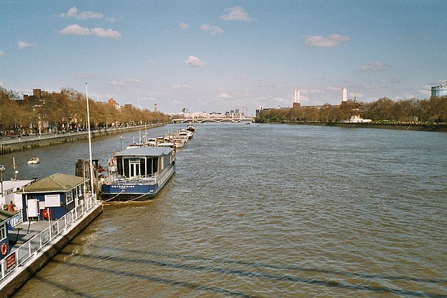 imm021_21.jpg